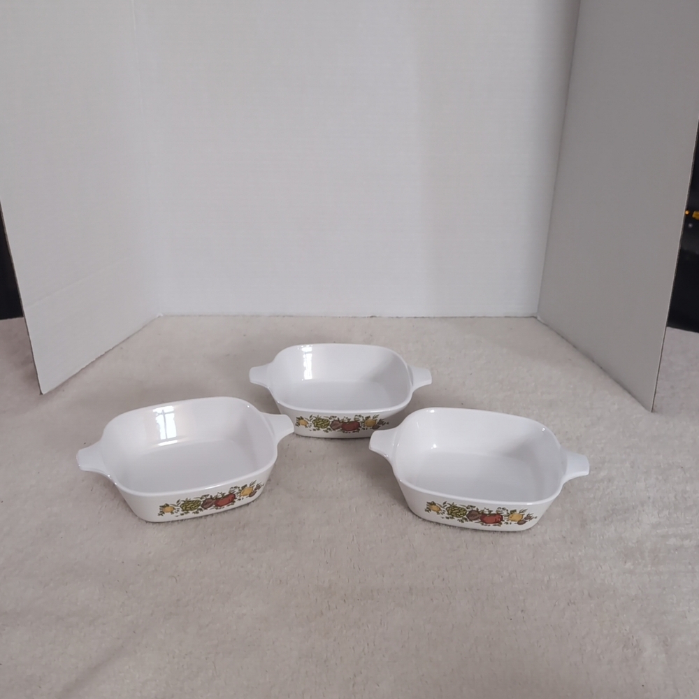 Vintage Corning Ware Spice of Life 1 3/4 Cup Petite P-41-B Dishes  Lot of 3